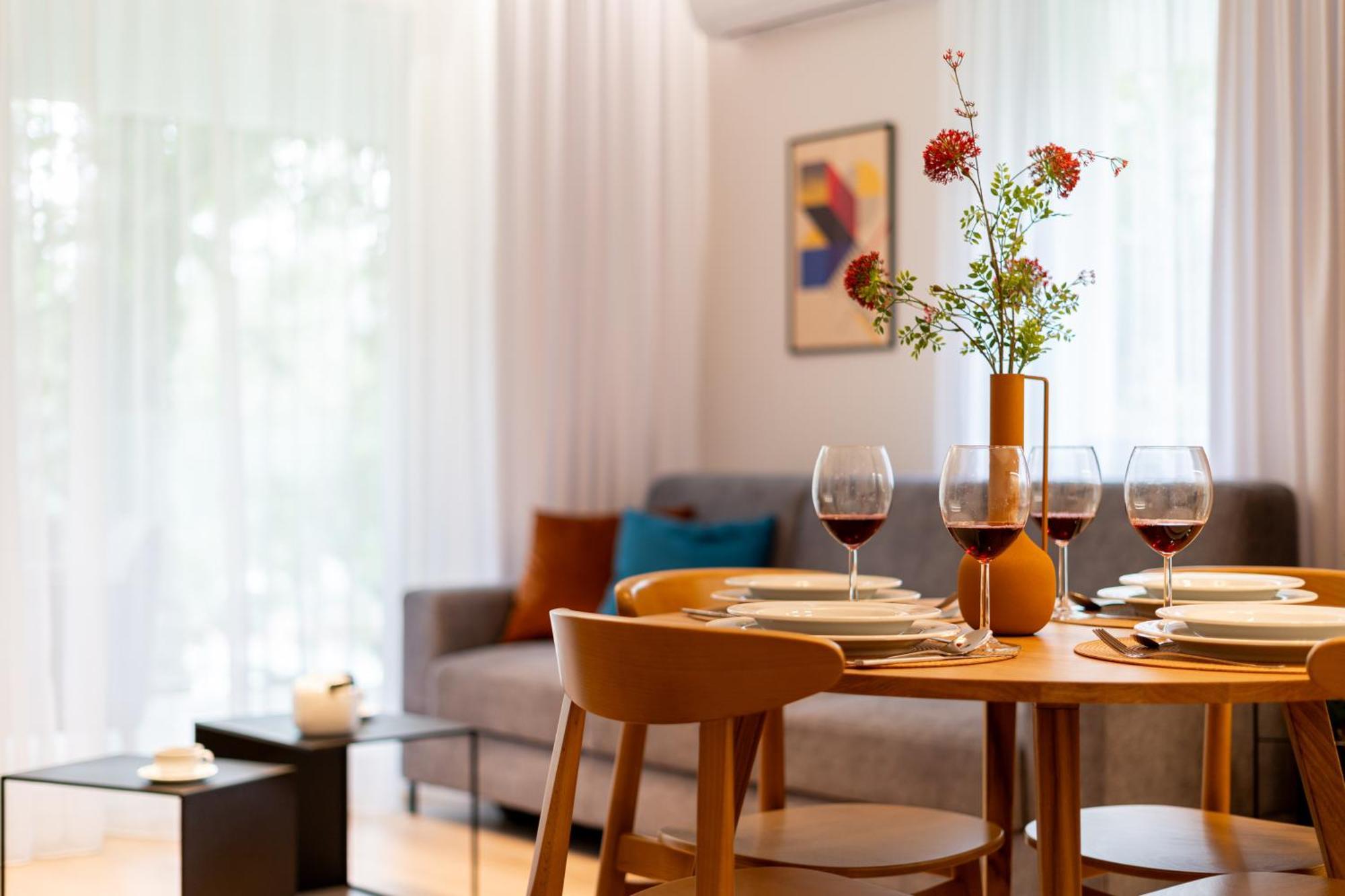Apartment Old Town Krowoderska With Free Underground Garage คราคูฟ ภายนอก รูปภาพ